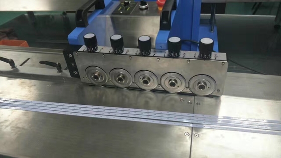 Mesin pemotong papan PCB LED 1200mm 5 Blade Lower Cutting Stress