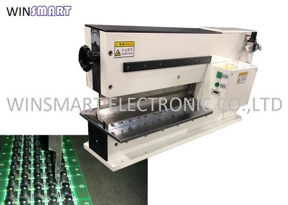 Max 2mm Clearance Metal Core Guillotine PCB Cutter dengan tekanan yang dapat disesuaikan untuk V Cut PCB Depaneling
